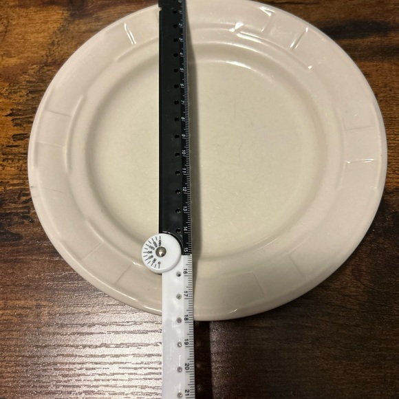 Longaberger Cream Dinner Plate - Picture 3 of 3